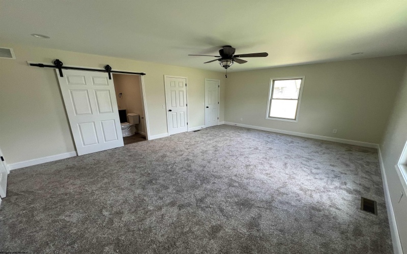 107 Valley Court, Elkins, West Virginia 26241, 3 Bedrooms Bedrooms, 8 Rooms Rooms,2 BathroomsBathrooms,Single Family Detached,For Sale,Valley,10159540