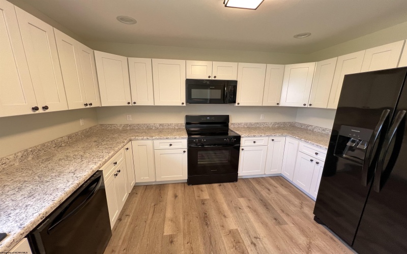 107 Valley Court, Elkins, West Virginia 26241, 3 Bedrooms Bedrooms, 8 Rooms Rooms,2 BathroomsBathrooms,Single Family Detached,For Sale,Valley,10159540