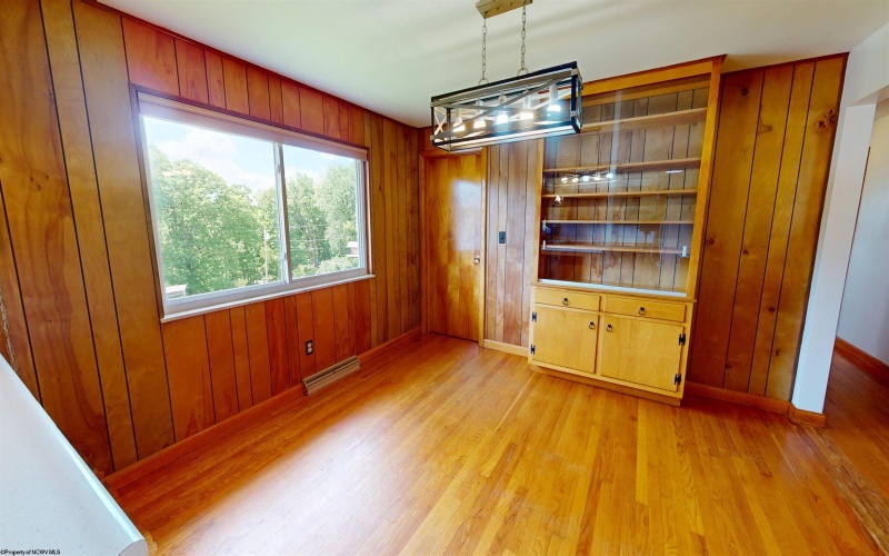 1123 Bakers Ridge Road, Morgantown, West Virginia 26508, 3 Bedrooms Bedrooms, 9 Rooms Rooms,1 BathroomBathrooms,Single Family Detached,For Sale,Bakers Ridge,10159552