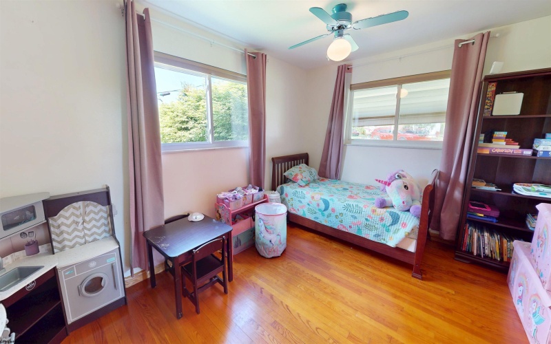 1123 Bakers Ridge Road, Morgantown, West Virginia 26508, 3 Bedrooms Bedrooms, 9 Rooms Rooms,1 BathroomBathrooms,Single Family Detached,For Sale,Bakers Ridge,10159552
