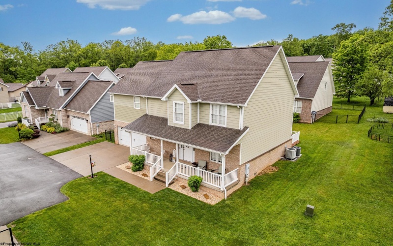 102 Maren Lane, Morgantown, West Virginia 26508, 3 Bedrooms Bedrooms, 7 Rooms Rooms,2 BathroomsBathrooms,Single Family Detached,For Sale,Maren,10159553