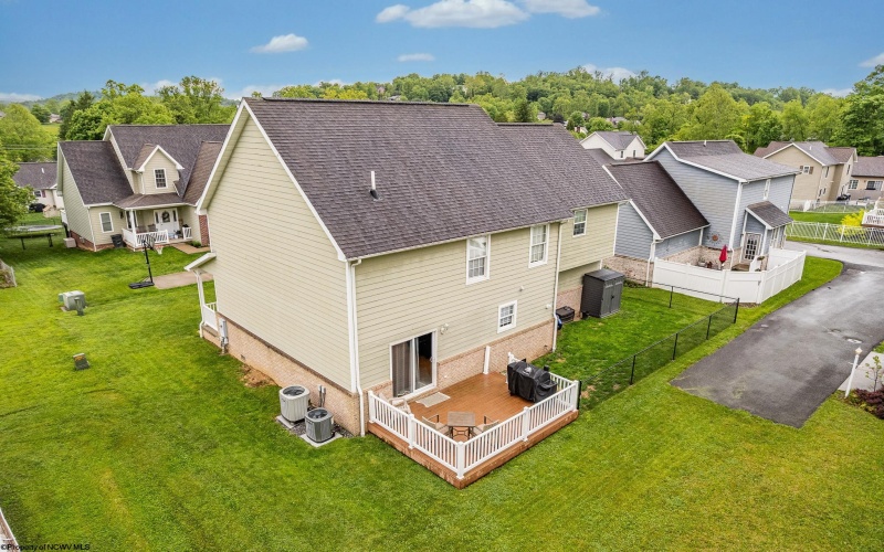 102 Maren Lane, Morgantown, West Virginia 26508, 3 Bedrooms Bedrooms, 7 Rooms Rooms,2 BathroomsBathrooms,Single Family Detached,For Sale,Maren,10159553