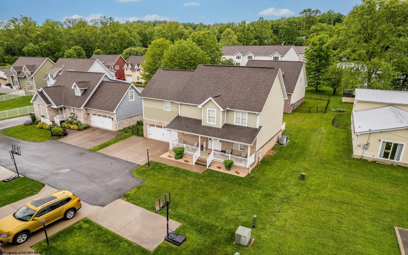 102 Maren Lane, Morgantown, West Virginia 26508, 3 Bedrooms Bedrooms, 7 Rooms Rooms,2 BathroomsBathrooms,Single Family Detached,For Sale,Maren,10159553