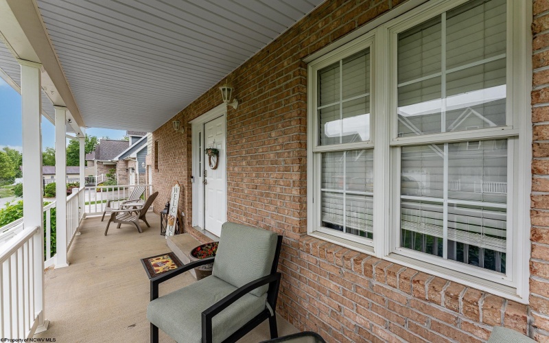 102 Maren Lane, Morgantown, West Virginia 26508, 3 Bedrooms Bedrooms, 7 Rooms Rooms,2 BathroomsBathrooms,Single Family Detached,For Sale,Maren,10159553