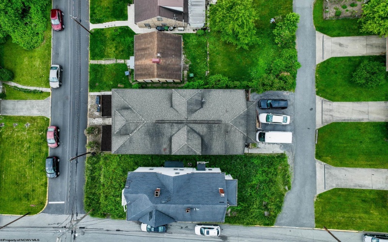 613 Louise Avenue, Morgantown, West Virginia 26505, ,Multi-unit/income,For Sale,Louise,10159565