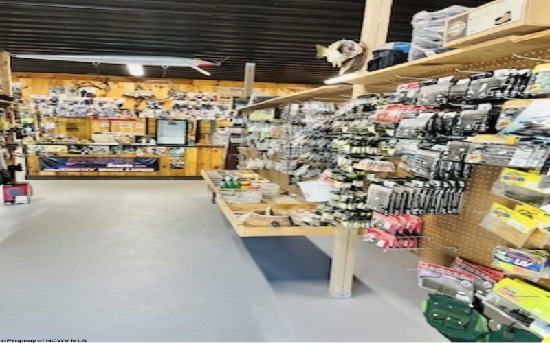 1102 MAIN Street, Grafton, West Virginia 26354, ,Commercial/industrial,For Sale,MAIN,10159566