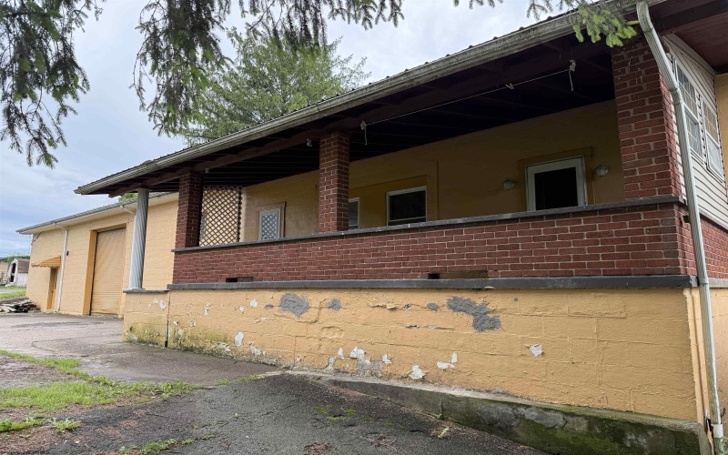 306 Cook Street, Barrackville, West Virginia 26559, 3 Bedrooms Bedrooms, 7 Rooms Rooms,1 BathroomBathrooms,Single Family Detached,For Sale,Cook,10159562