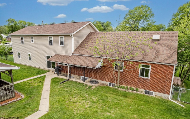 86 Virginia Avenue, Uniontown, Pennsylvania 15401, 5 Bedrooms Bedrooms, 8 Rooms Rooms,2 BathroomsBathrooms,Single Family Detached,For Sale,Virginia,10159564