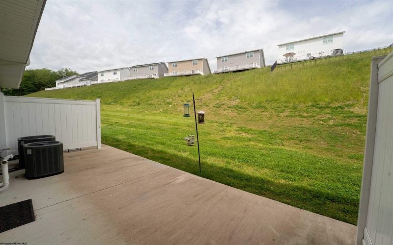 2052 Mountain Ash Lane, Morgantown, West Virginia 26501, 3 Bedrooms Bedrooms, 10 Rooms Rooms,2 BathroomsBathrooms,Single Family Attached,For Sale,Mountain Ash,10159572