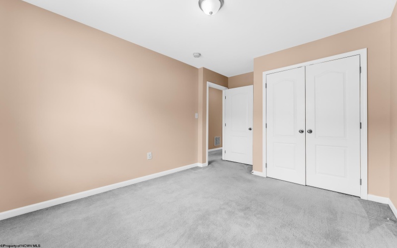 116 Pine Lane, Morgantown, West Virginia 26508, 3 Bedrooms Bedrooms, 6 Rooms Rooms,2 BathroomsBathrooms,Single Family Attached,For Sale,Pine,10159584