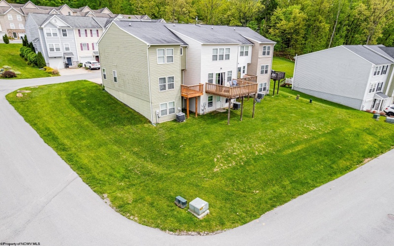 116 Pine Lane, Morgantown, West Virginia 26508, 3 Bedrooms Bedrooms, 6 Rooms Rooms,2 BathroomsBathrooms,Single Family Attached,For Sale,Pine,10159584