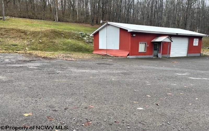 3547 Mountaineer Highway, Newburg, West Virginia 26410-9905, ,Commercial/industrial,For Sale,Mountaineer,10157218