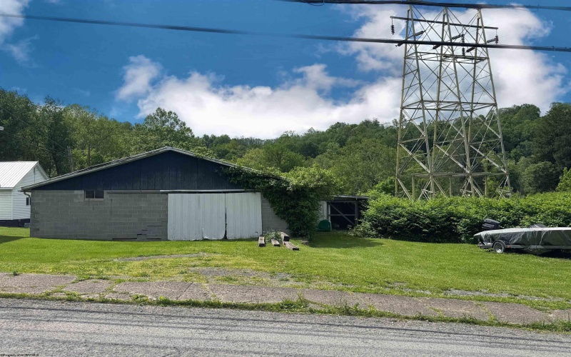 1102 MAIN Street, Grafton, West Virginia 26354, ,Commercial/industrial,For Lease,MAIN,10159568