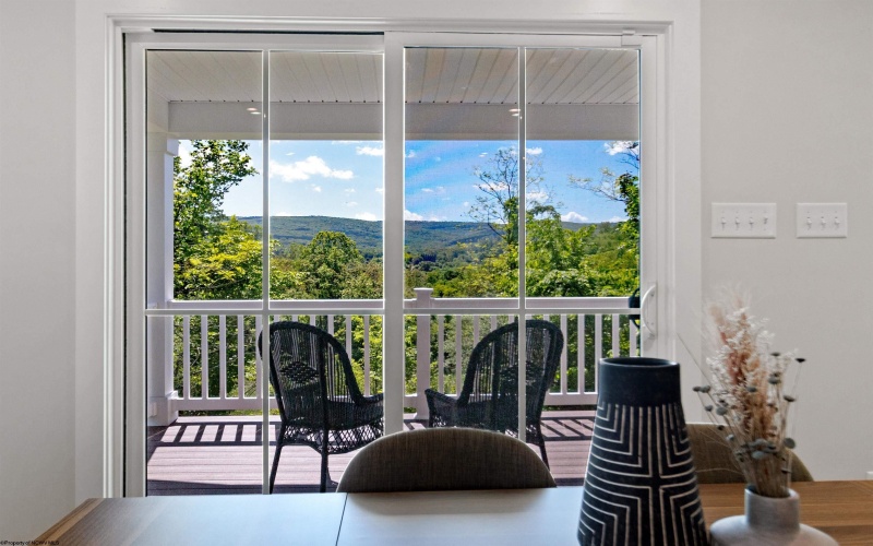 213 Falling Water Lane, Morgantown, West Virginia 26508, 4 Bedrooms Bedrooms, 8 Rooms Rooms,3 BathroomsBathrooms,Single Family Detached,For Sale,Falling Water,10159570