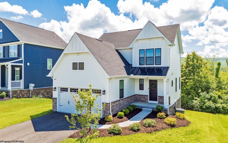 213 Falling Water Lane, Morgantown, West Virginia 26508, 4 Bedrooms Bedrooms, 8 Rooms Rooms,3 BathroomsBathrooms,Single Family Detached,For Sale,Falling Water,10159570