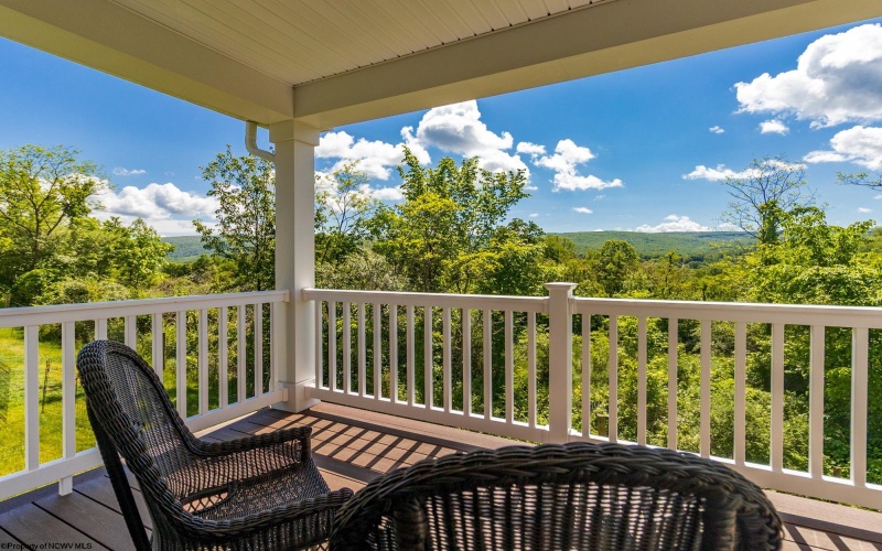 213 Falling Water Lane, Morgantown, West Virginia 26508, 4 Bedrooms Bedrooms, 8 Rooms Rooms,3 BathroomsBathrooms,Single Family Detached,For Sale,Falling Water,10159570