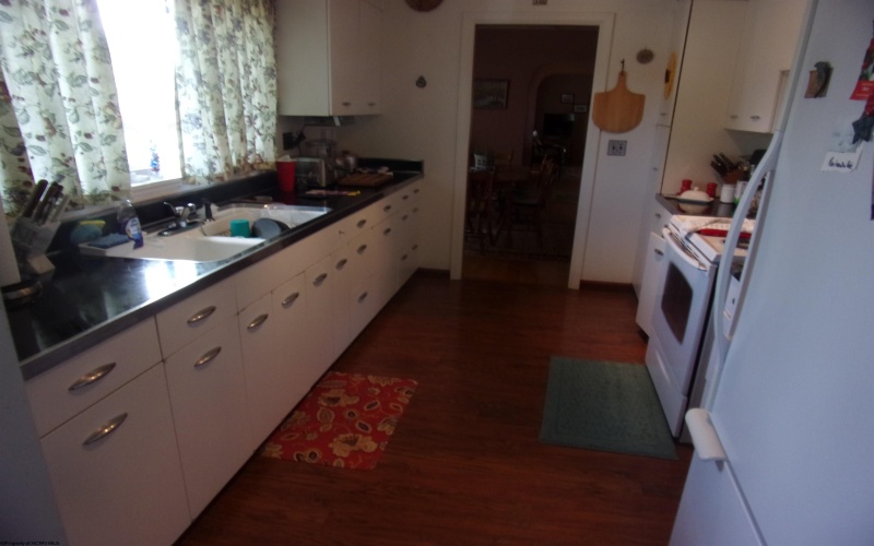 201 Findley Street, Elkins, West Virginia 26241, 3 Bedrooms Bedrooms, 7 Rooms Rooms,1 BathroomBathrooms,Single Family Detached,For Sale,Findley,10159573
