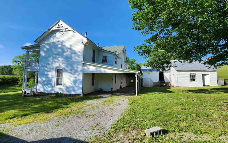 580 Deer Haven Drive, Lost Creek, West Virginia 26385, 4 Bedrooms Bedrooms, 8 Rooms Rooms,2 BathroomsBathrooms,Single Family Detached,For Sale,Deer Haven,10159575