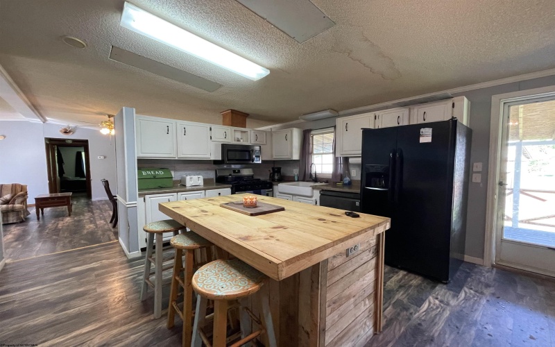 564 Big Run Road, Napier, West Virginia 26631, 3 Bedrooms Bedrooms, 7 Rooms Rooms,2 BathroomsBathrooms,Single Family Detached,For Sale,Big Run,10159579