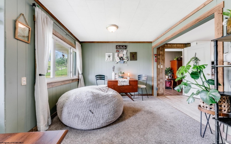 719 Elk Run Road, Bruceton Mills, West Virginia 26525, 2 Bedrooms Bedrooms, 5 Rooms Rooms,1 BathroomBathrooms,Single Family Detached,For Sale,Elk Run,10159581