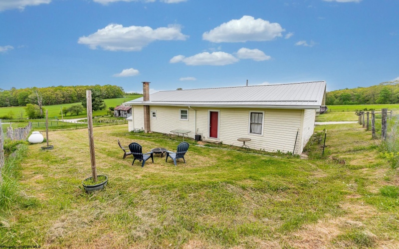 719 Elk Run Road, Bruceton Mills, West Virginia 26525, 2 Bedrooms Bedrooms, 5 Rooms Rooms,1 BathroomBathrooms,Single Family Detached,For Sale,Elk Run,10159581