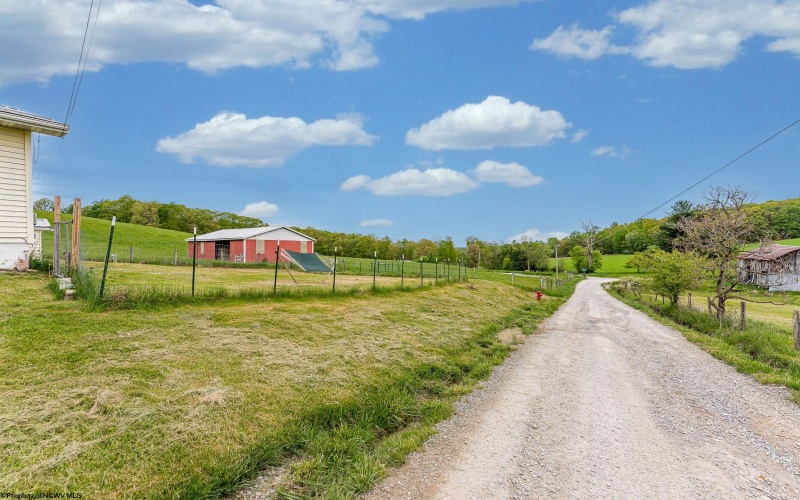 719 Elk Run Road, Bruceton Mills, West Virginia 26525, 2 Bedrooms Bedrooms, 5 Rooms Rooms,1 BathroomBathrooms,Single Family Detached,For Sale,Elk Run,10159581