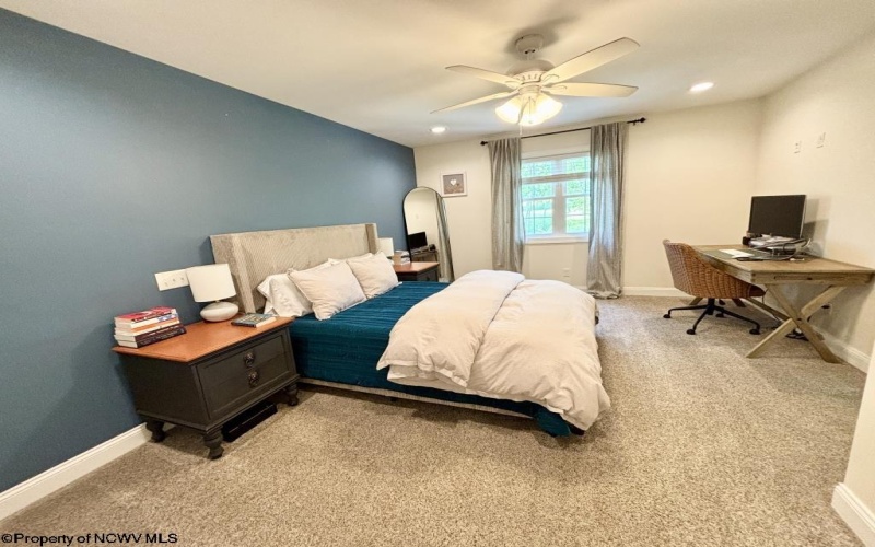 113 Corkrean Way, Morgantown, West Virginia 26508, 3 Bedrooms Bedrooms, 8 Rooms Rooms,2 BathroomsBathrooms,Single Family Detached,For Sale,Corkrean,10159585