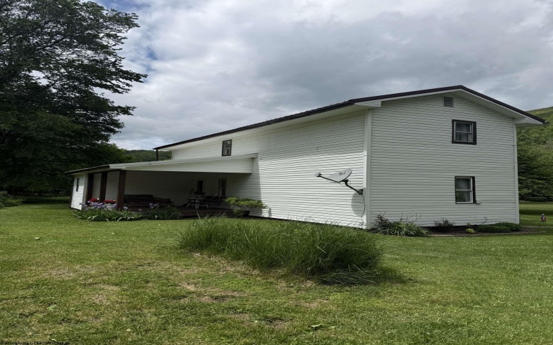 19 Gandy Drive, Dryfork, West Virginia 26263, 2 Bedrooms Bedrooms, 6 Rooms Rooms,1 BathroomBathrooms,Single Family Detached,For Sale,Gandy,10159588