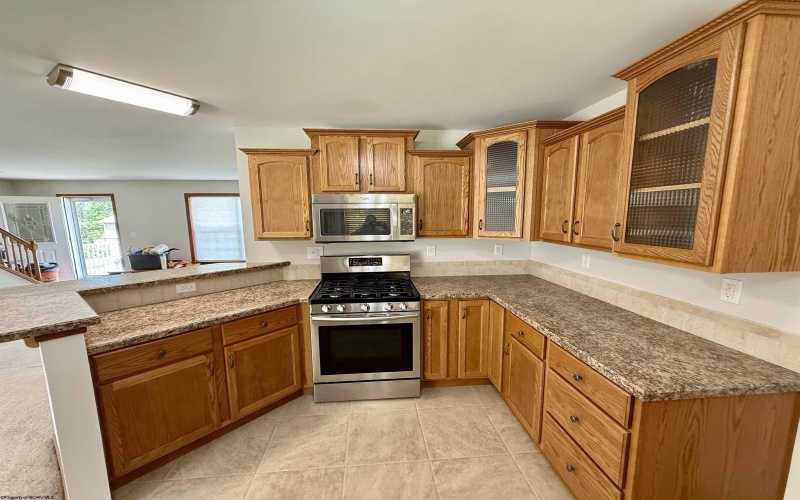 108 Valley View Lane, Fairmont, West Virginia 26554, 4 Bedrooms Bedrooms, 8 Rooms Rooms,3 BathroomsBathrooms,Single Family Detached,For Sale,Valley View,10159610