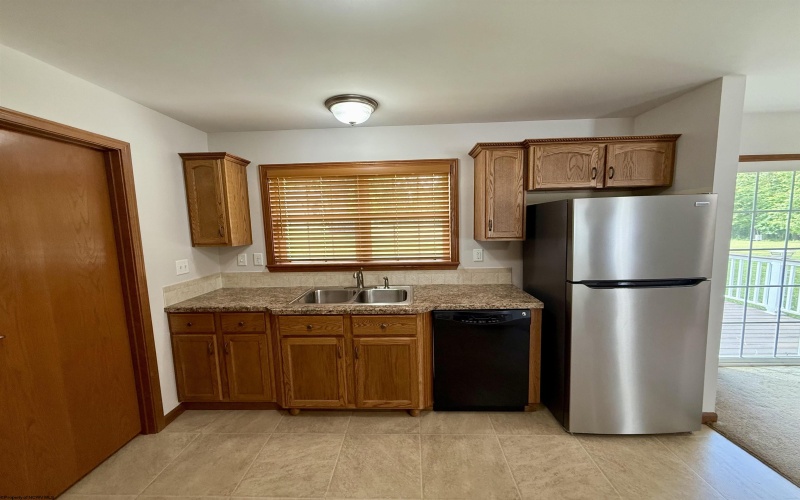 108 Valley View Lane, Fairmont, West Virginia 26554, 4 Bedrooms Bedrooms, 8 Rooms Rooms,3 BathroomsBathrooms,Single Family Detached,For Sale,Valley View,10159610