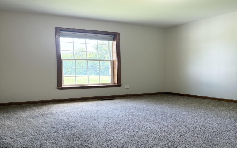 108 Valley View Lane, Fairmont, West Virginia 26554, 4 Bedrooms Bedrooms, 8 Rooms Rooms,3 BathroomsBathrooms,Single Family Detached,For Sale,Valley View,10159610
