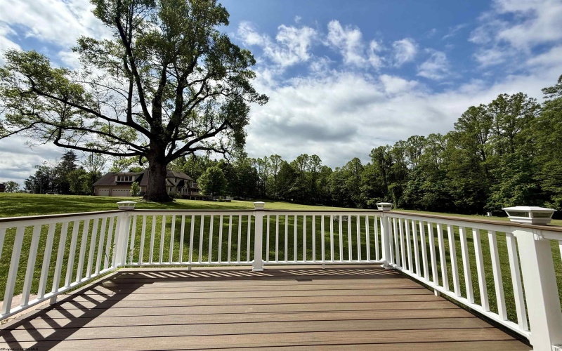 108 Valley View Lane, Fairmont, West Virginia 26554, 4 Bedrooms Bedrooms, 8 Rooms Rooms,3 BathroomsBathrooms,Single Family Detached,For Sale,Valley View,10159610