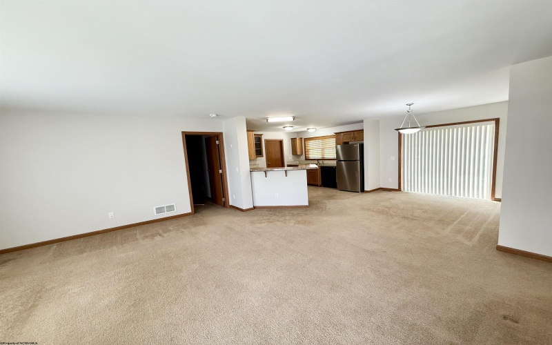 108 Valley View Lane, Fairmont, West Virginia 26554, 4 Bedrooms Bedrooms, 8 Rooms Rooms,3 BathroomsBathrooms,Single Family Detached,For Sale,Valley View,10159610