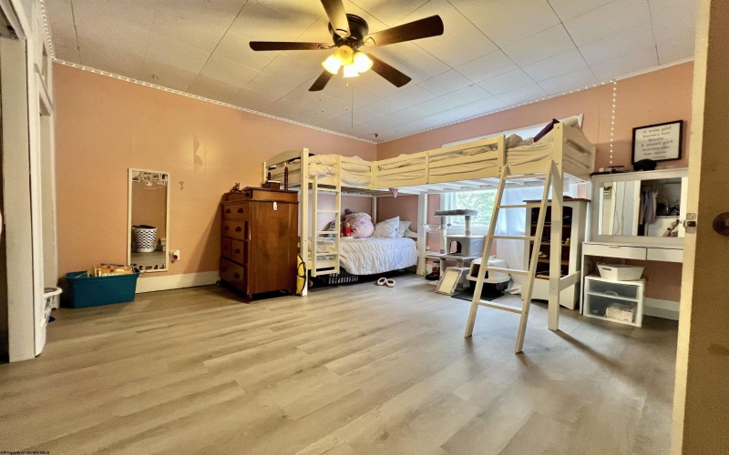 160 Barbour Street, Buckhannon, West Virginia 26201, 3 Bedrooms Bedrooms, 7 Rooms Rooms,2 BathroomsBathrooms,Single Family Detached,For Sale,Barbour,10159609