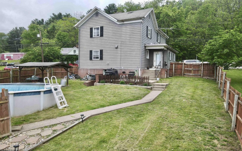160 Barbour Street, Buckhannon, West Virginia 26201, 3 Bedrooms Bedrooms, 7 Rooms Rooms,2 BathroomsBathrooms,Single Family Detached,For Sale,Barbour,10159609