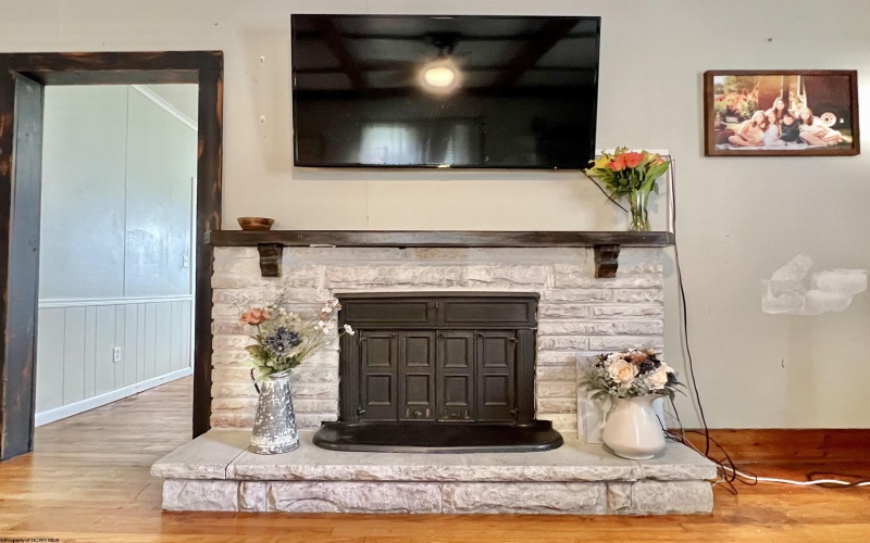160 Barbour Street, Buckhannon, West Virginia 26201, 3 Bedrooms Bedrooms, 7 Rooms Rooms,2 BathroomsBathrooms,Single Family Detached,For Sale,Barbour,10159609