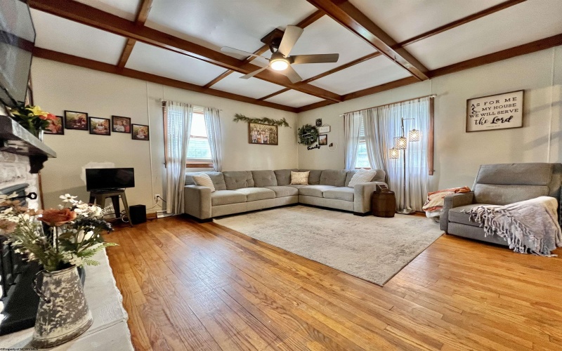160 Barbour Street, Buckhannon, West Virginia 26201, 3 Bedrooms Bedrooms, 7 Rooms Rooms,2 BathroomsBathrooms,Single Family Detached,For Sale,Barbour,10159609
