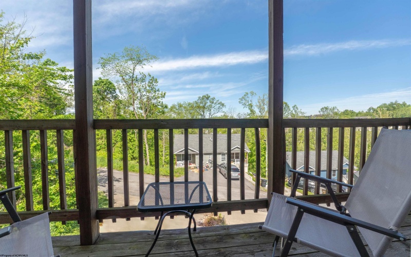 1452 Bergamot Street, Morgantown, West Virginia 26505, 3 Bedrooms Bedrooms, 7 Rooms Rooms,3 BathroomsBathrooms,Single Family Attached,For Sale,Bergamot,10159598