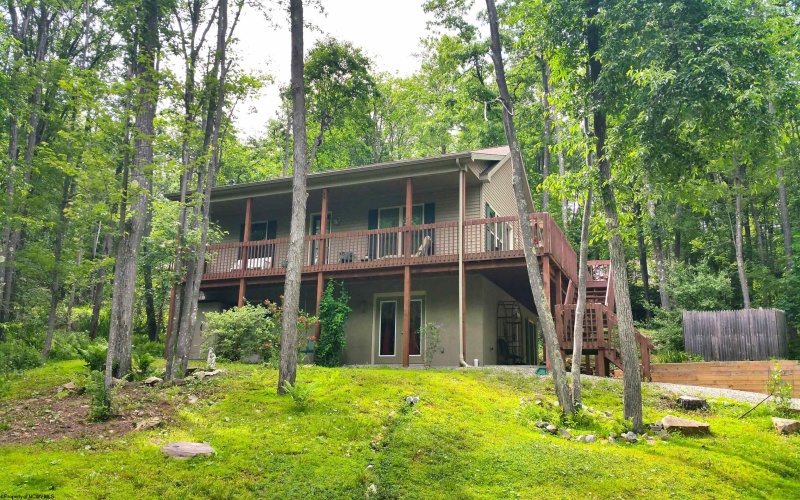 485 Redwood Drive, Terra Alta, West Virginia 26764, 3 Bedrooms Bedrooms, 10 Rooms Rooms,2 BathroomsBathrooms,Single Family Detached,For Sale,Redwood,10159608