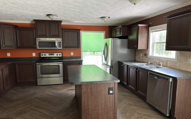 31 SANCTUARY Lane, Worthington, West Virginia 26591, 3 Bedrooms Bedrooms, 6 Rooms Rooms,2 BathroomsBathrooms,Single Family Detached,For Sale,SANCTUARY,10159607