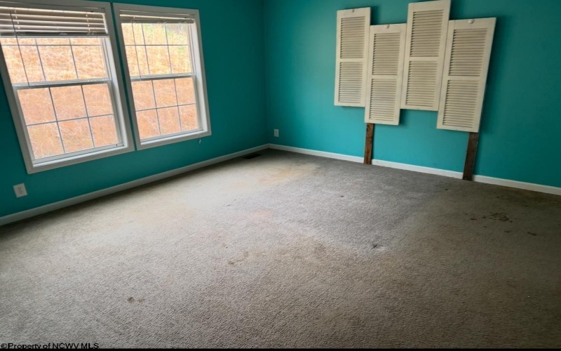 31 SANCTUARY Lane, Worthington, West Virginia 26591, 3 Bedrooms Bedrooms, 6 Rooms Rooms,2 BathroomsBathrooms,Single Family Detached,For Sale,SANCTUARY,10159607