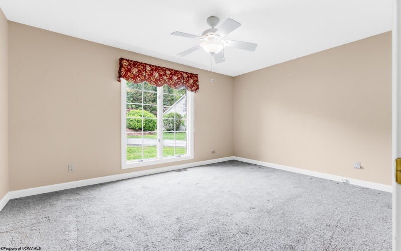2022 Georgian Lane, Morgantown, West Virginia 26508-4514, 2 Bedrooms Bedrooms, 8 Rooms Rooms,3 BathroomsBathrooms,Single Family Detached,For Sale,Georgian,10159606
