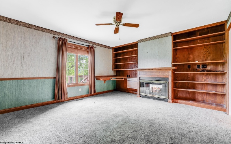 2022 Georgian Lane, Morgantown, West Virginia 26508-4514, 2 Bedrooms Bedrooms, 8 Rooms Rooms,3 BathroomsBathrooms,Single Family Detached,For Sale,Georgian,10159606