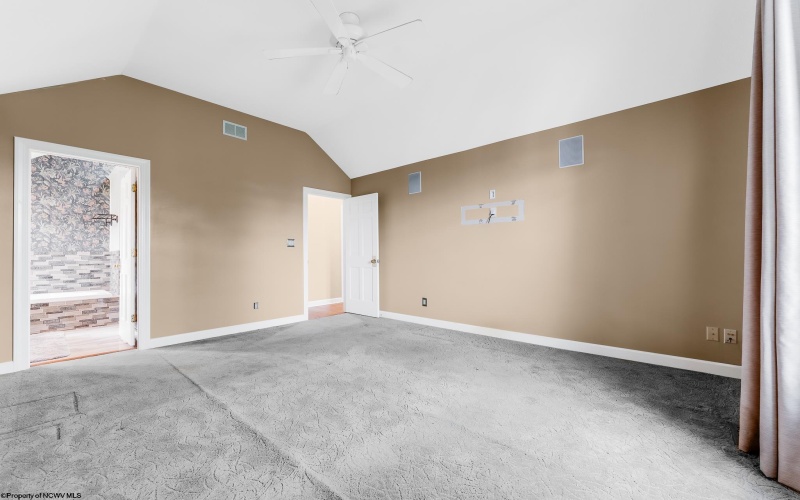 2022 Georgian Lane, Morgantown, West Virginia 26508-4514, 2 Bedrooms Bedrooms, 8 Rooms Rooms,3 BathroomsBathrooms,Single Family Detached,For Sale,Georgian,10159606