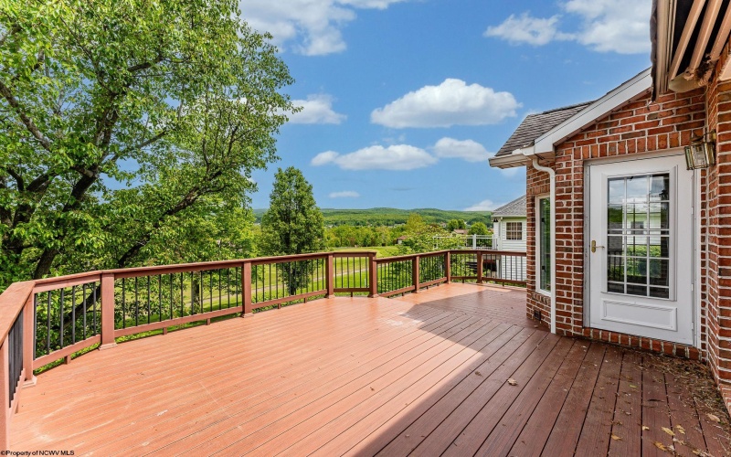 2022 Georgian Lane, Morgantown, West Virginia 26508-4514, 2 Bedrooms Bedrooms, 8 Rooms Rooms,3 BathroomsBathrooms,Single Family Detached,For Sale,Georgian,10159606