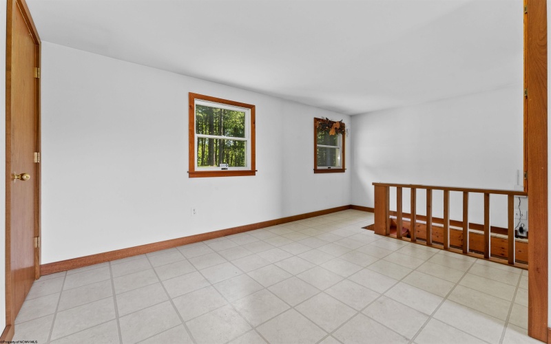 42 Ice Linn Lane, Fairmont, West Virginia 26554, 3 Bedrooms Bedrooms, 7 Rooms Rooms,2 BathroomsBathrooms,Single Family Detached,For Sale,Ice Linn,10159596