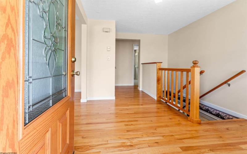 42 Ice Linn Lane, Fairmont, West Virginia 26554, 3 Bedrooms Bedrooms, 7 Rooms Rooms,2 BathroomsBathrooms,Single Family Detached,For Sale,Ice Linn,10159596