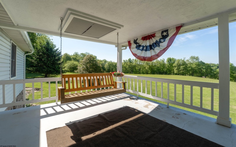 42 Ice Linn Lane, Fairmont, West Virginia 26554, 3 Bedrooms Bedrooms, 7 Rooms Rooms,2 BathroomsBathrooms,Single Family Detached,For Sale,Ice Linn,10159596