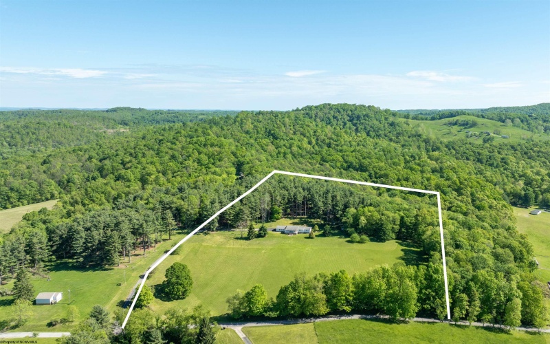 42 Ice Linn Lane, Fairmont, West Virginia 26554, 3 Bedrooms Bedrooms, 7 Rooms Rooms,2 BathroomsBathrooms,Single Family Detached,For Sale,Ice Linn,10159596