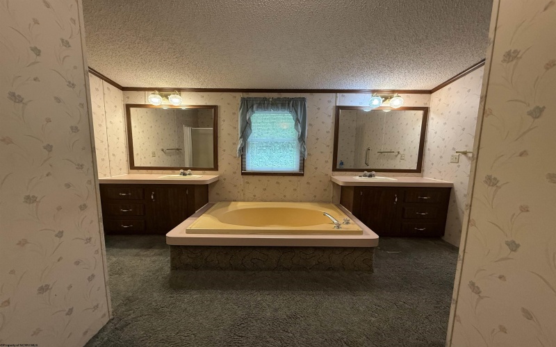 2610 Maple Spring Highway, Eglon, West Virginia 26716-8698, 3 Bedrooms Bedrooms, 9 Rooms Rooms,2 BathroomsBathrooms,Single Family Detached,For Sale,Maple Spring,10159599